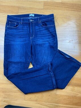 LOFT petite boot cut jeans size 12 P dark wash outlet